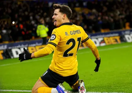 Wolves Shock Liverpool After Arsenal Draw Run